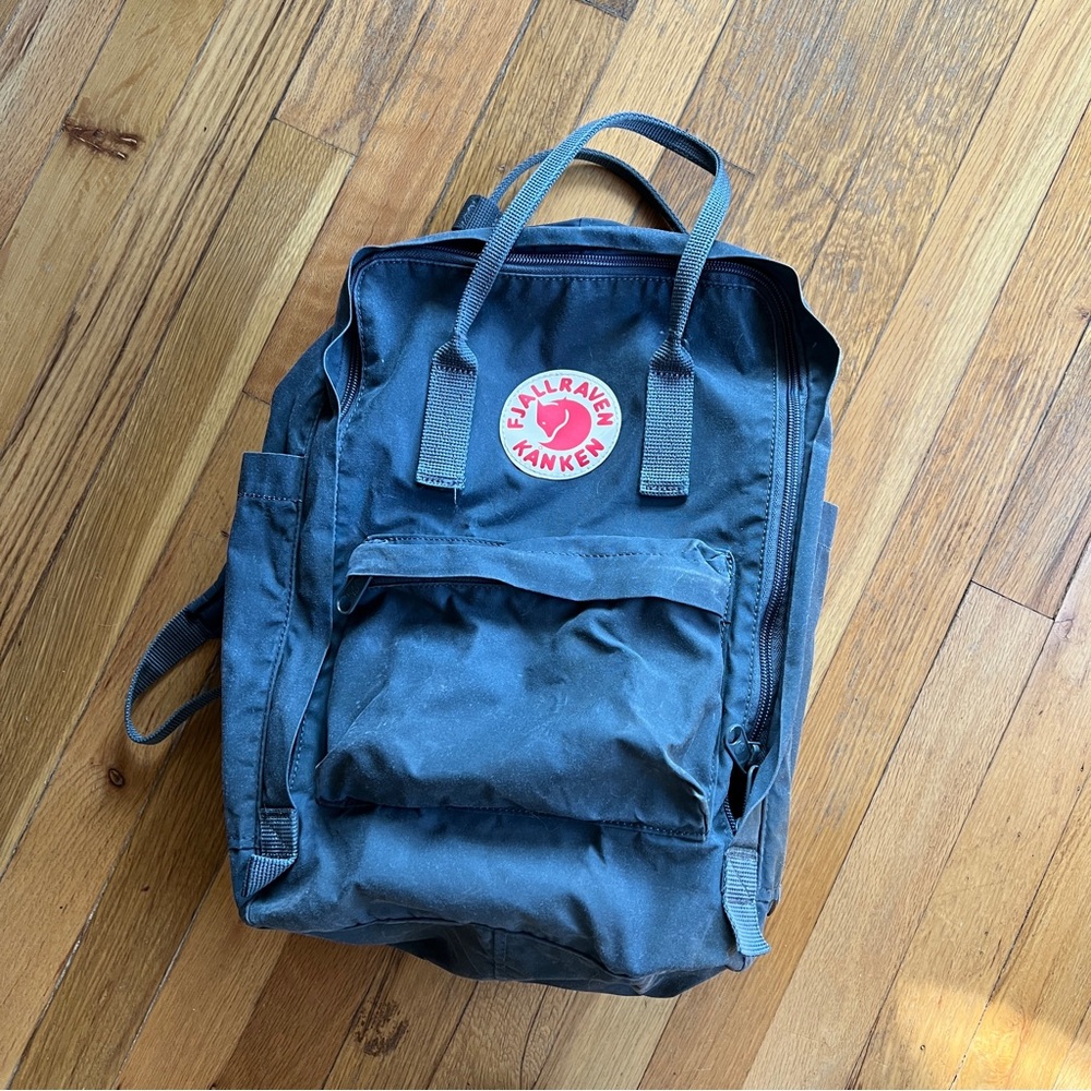 Fjallraven gray kanken backpack